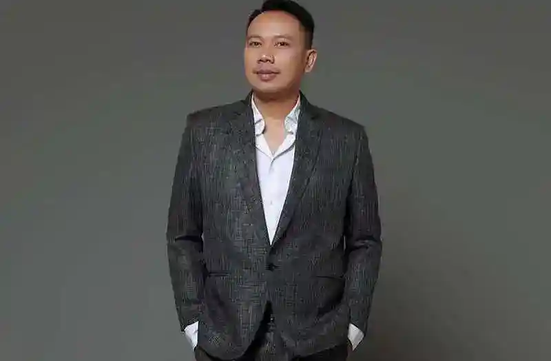 Pemeriksaan Vicky Prasetyo Terkait Dugaan Penipuan Investor Gedung Gladiator Pemeriksaan Vicky Prasetyo Terkait Dugaan Penipuan Investor Gedung Gladiator