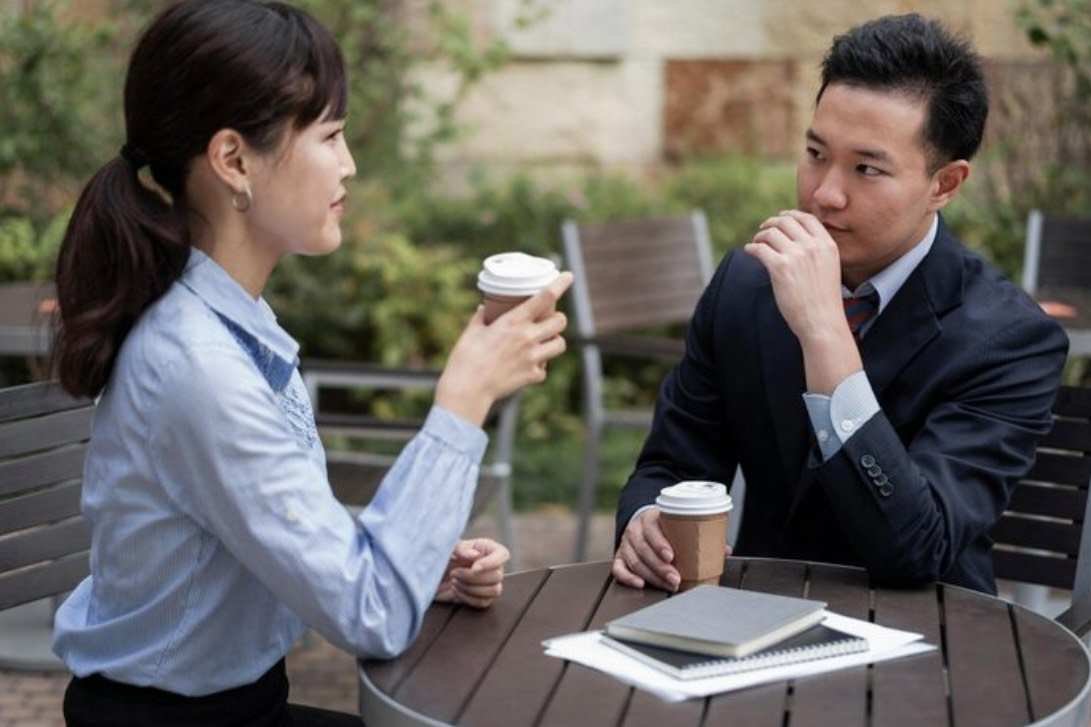 Kesadaran Diri dan Manipulasi Emosional Kesadaran Diri dan Manipulasi Emosional