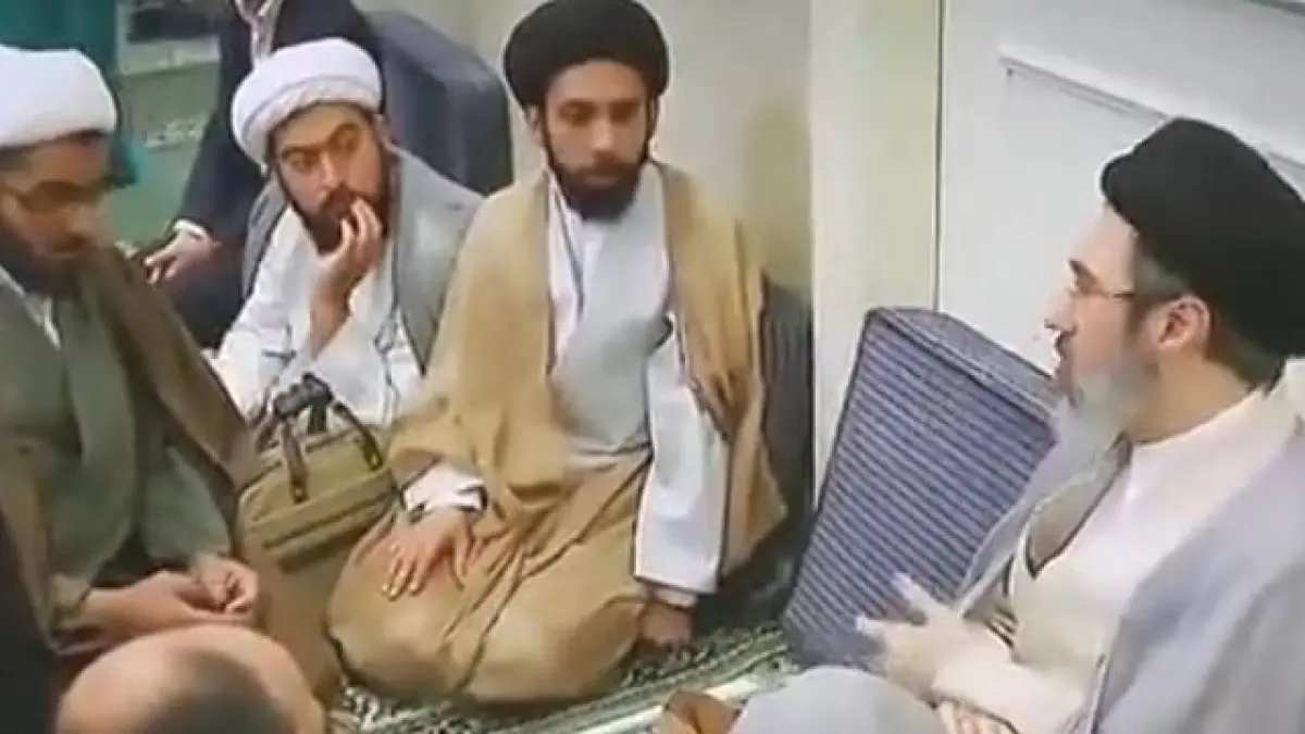 Seruan Persatuan Umat Islam Melawan Ancaman Bersama Seruan Persatuan Umat Islam Melawan Ancaman Bersama