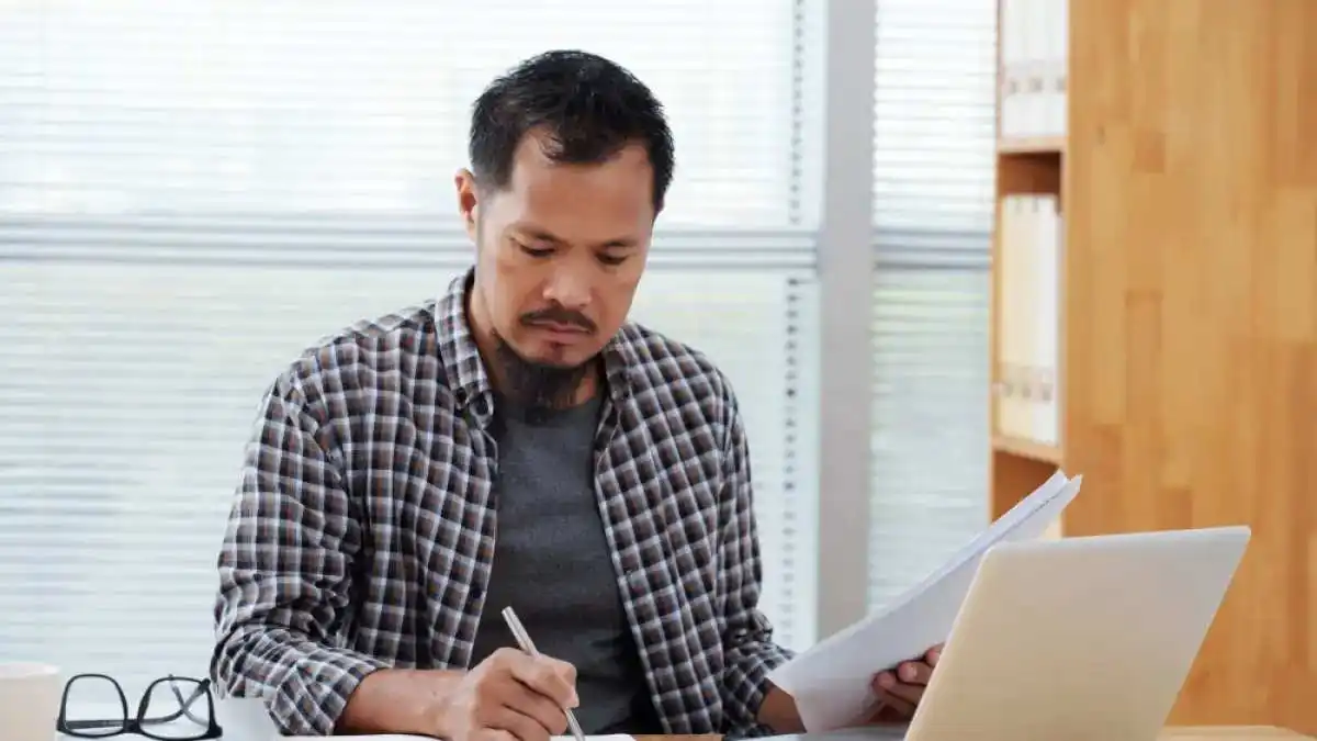 Kebiasaan Psikologi Trauma Finansial dari Masa Kecil hingga Dewasa