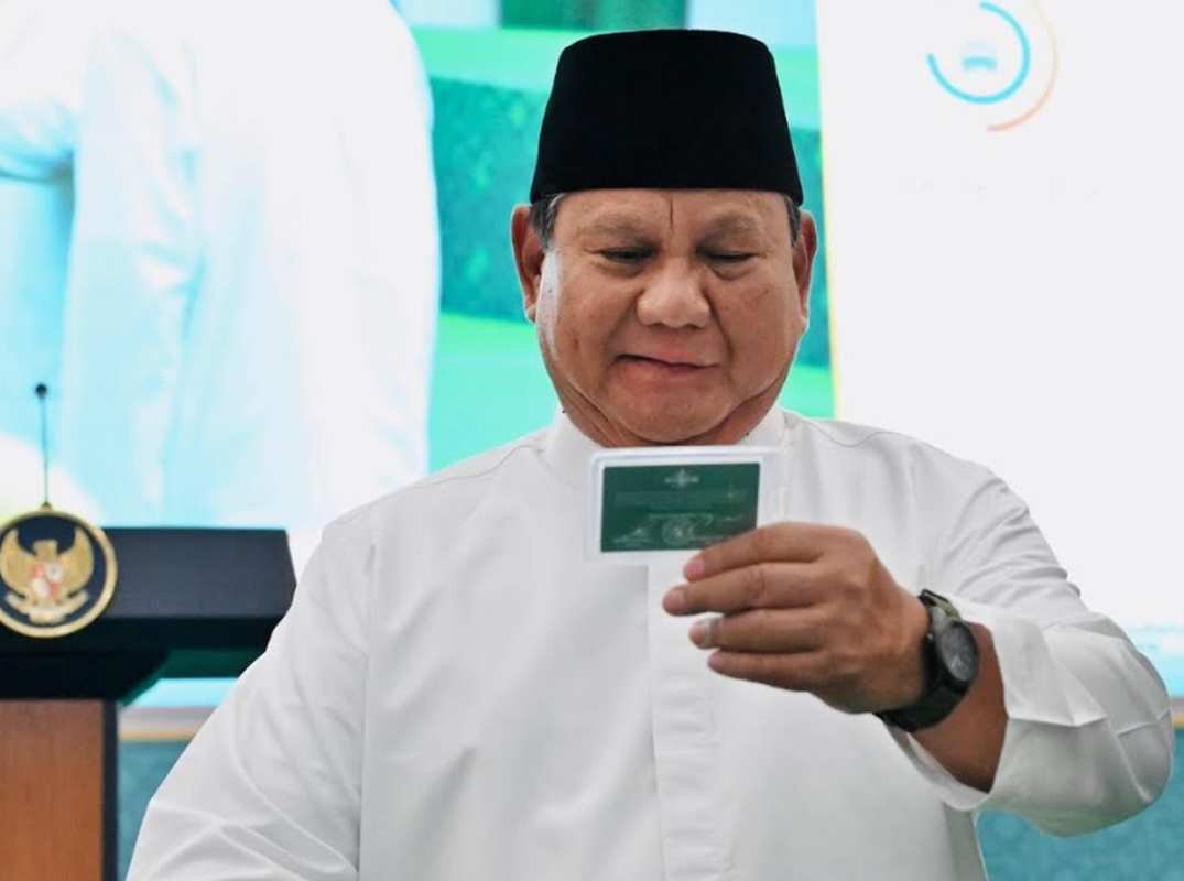 Kehangatan Momen Prabowo Menerima Kartu Anggota Nahdlatul Ulama Kehangatan Momen Prabowo Menerima Kartu Anggota Nahdlatul Ulama