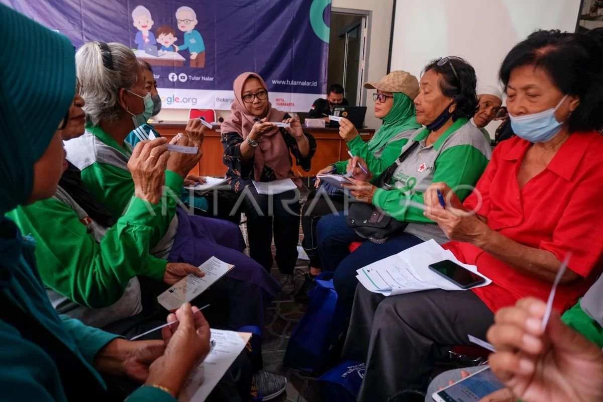 Membangun Ekosistem Kesehatan Digital untuk Lansia di Indonesia