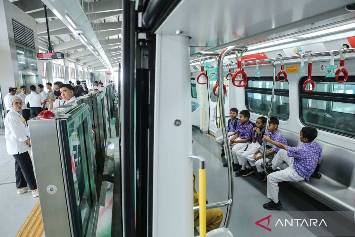 DKI minta maaf peresmian LRT Kelapa Gading-Manggarai ditunda DKI minta maaf peresmian LRT Kelapa Gading-Manggarai ditunda