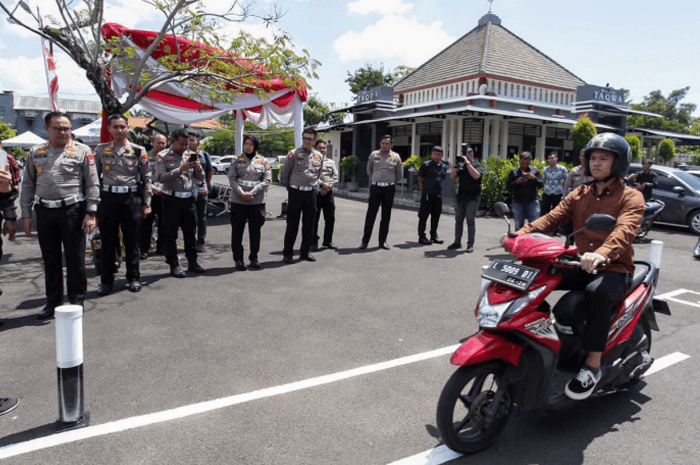 Investigasi Dugaan Pungli Surat Keterangan Kecelakaan di Satpas Colombo