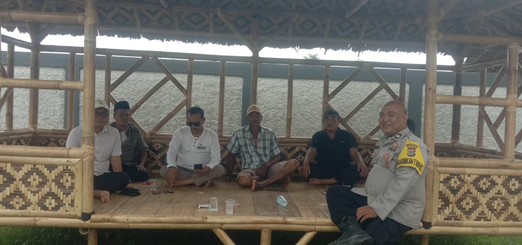 Program POLIRAN, Aiptu Rukmono Sambangi Warga Budimulya Perkuat Kamtibmas
