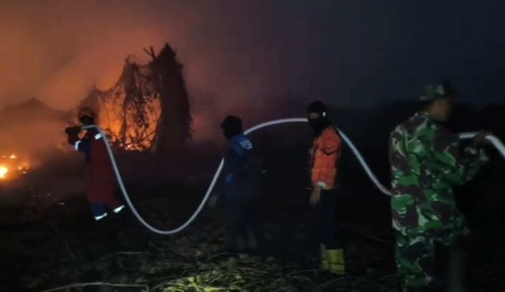 WhatsApp Image 2026-09-03 at 21.32.17 (2) Respons Cepat Karhutla Dekat IKN, TNI Gerakkan Helikopter Caracal untuk Water Bombing