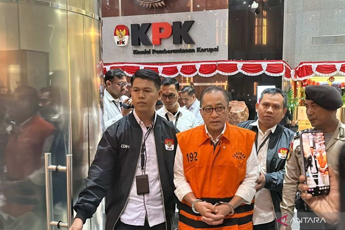 Tiga Saksi Dipanggil KPK Pasca Penahanan Mantan Kakanwil DJP Jakarta Tiga Saksi Dipanggil KPK Pasca Penahanan Mantan Kakanwil DJP Jakarta