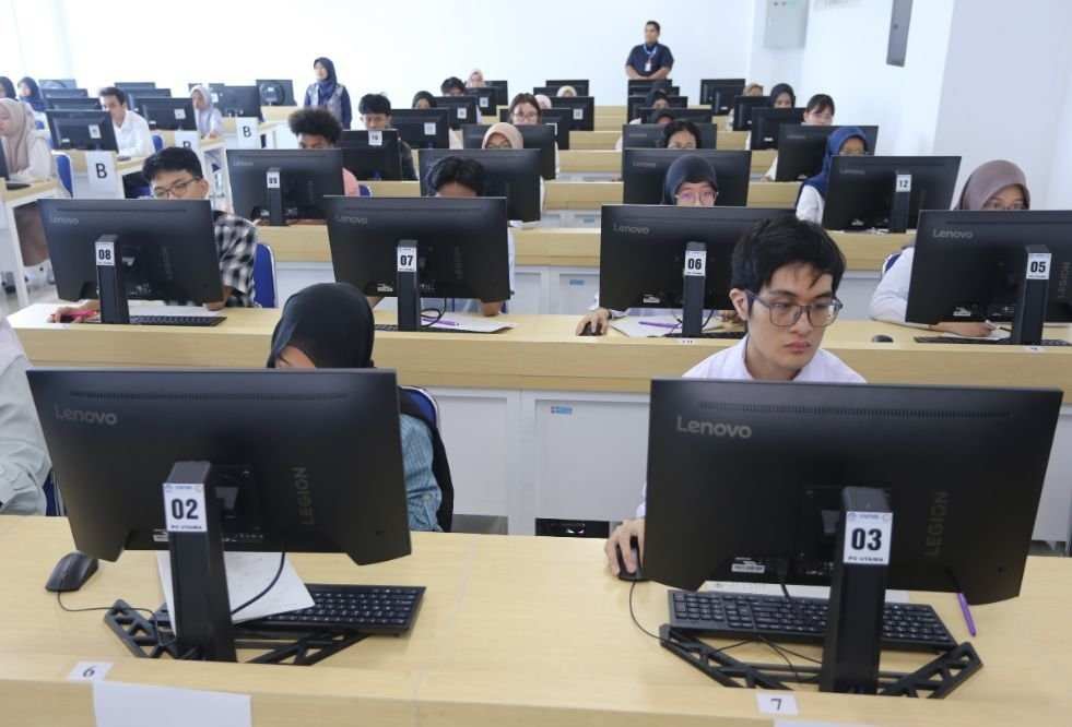 Evaluasi Pengalaman SNPMB Tahun Ini: Tanggapan Mendikti