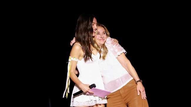 Melinda Gates dan Olivia Rodrigo: Kolaborasi Filantropis dalam Festival Musik