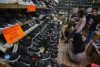 Peluang Baru untuk Industri Kulit dan Alas Kaki Peluang Baru untuk Industri Kulit dan Alas Kaki