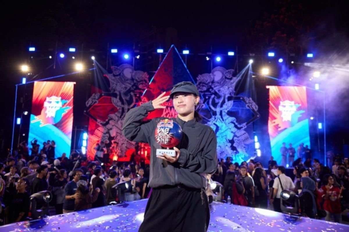 Stella Aurellia: Wakil Perempuan Indonesia di Red Bull Dance Your Style