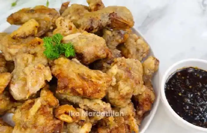 Resep Ayam Goreng Bawang Putih dan Sambal Kecap yang Menggugah Selera Resep Ayam Goreng Bawang Putih dan Sambal Kecap yang Menggugah Selera