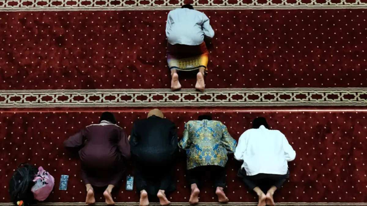 Jadwal Shalat Cianjur: Kamis, 3 September 2026