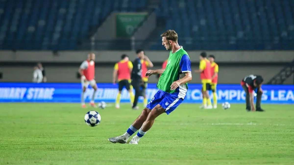 Debut Danijel Loncar Bersama Persib: Menanti Atmosfer Bobotoh di GBLA Debut Danijel Loncar Bersama Persib: Menanti Atmosfer Bobotoh di GBLA