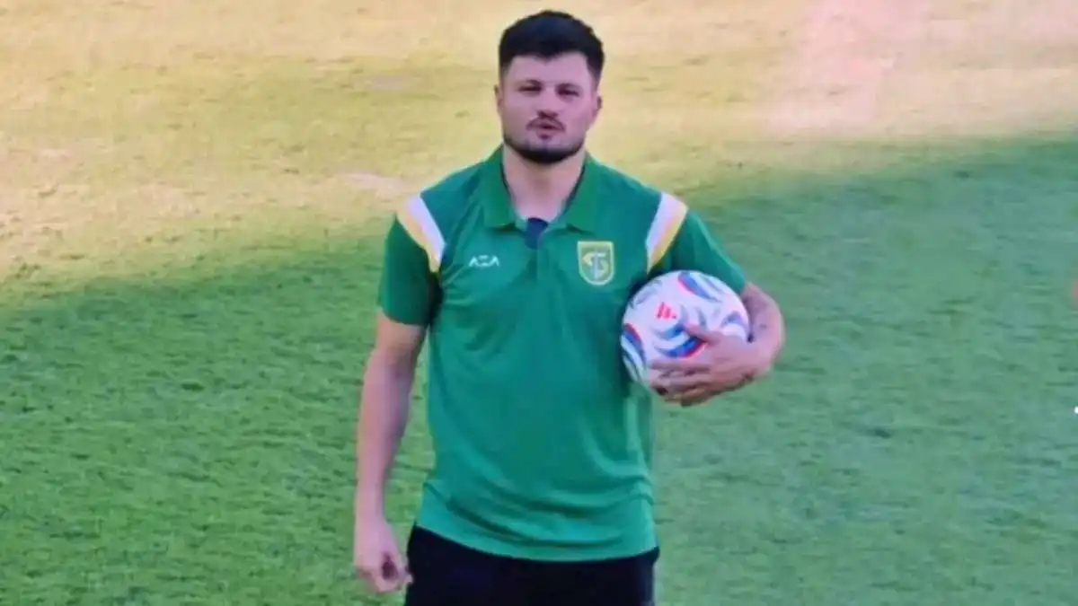 Matheus Lagoa: Siap Mewakili Persebaya dengan Dukungan Suporter