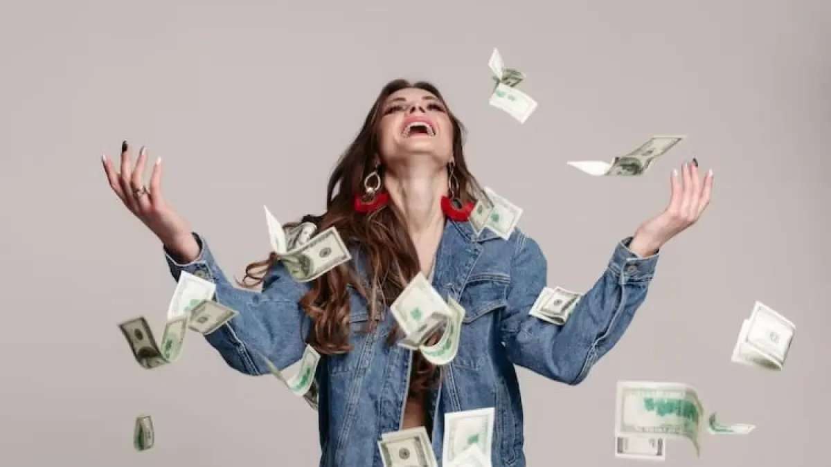 Mengenal Empat Zodiak yang Menarik Rezeki dalam Kesulitan