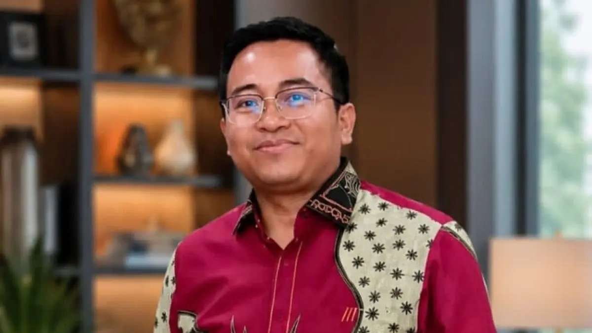 Hendriyanto Attan Menerima Gelar Kanjeng Raden Haryo Hendriyanto Attan Menerima Gelar Kanjeng Raden Haryo