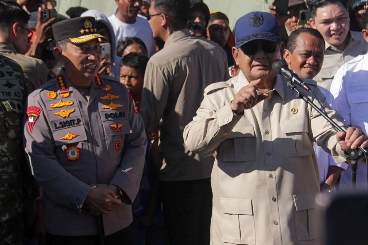 Laporan Penanganan Gempa Flores oleh Prabowo Laporan Penanganan Gempa Flores oleh Prabowo