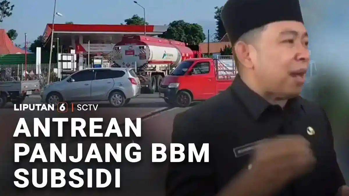 Antrean Panjang BBM Bersubsidi di Kabupaten Jember Antrean Panjang BBM Bersubsidi di Kabupaten Jember