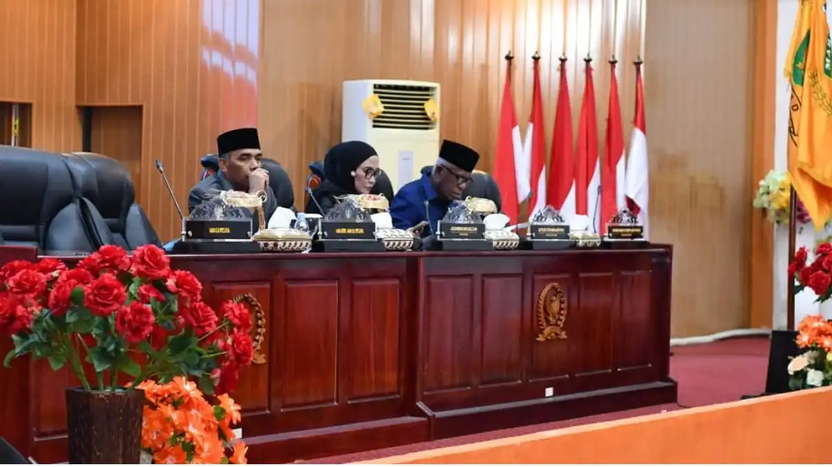 Rapat Paripurna DPRD Kota Tual: Evaluasi dan Pembukaan Masa Sidang Baru