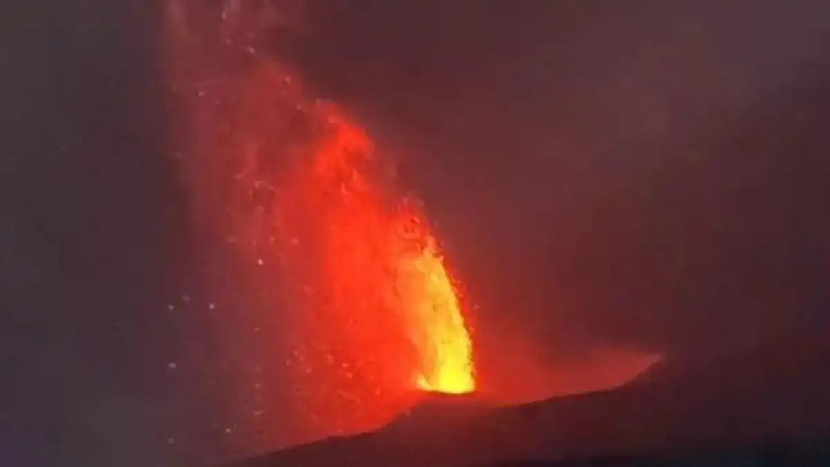 Update Terbaru Erupsi Gunung Anak Krakatau