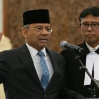 Perombakan Kabinet: Suahasil Resmi Menjadi Menteri Keuangan Perombakan Kabinet: Suahasil Resmi Menjadi Menteri Keuangan