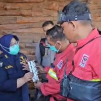 Kondisi Petugas Menangani Kebakaran Bromo: Keluhan Kesehatan Muncul Kondisi Petugas Menangani Kebakaran Bromo: Keluhan Kesehatan Muncul