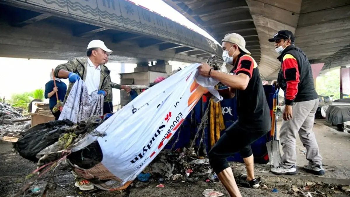 Kebersihan di Kolong Jembatan Pasupati: Tantangan untuk Masyarakat dan Pengelola Kebersihan di Kolong Jembatan Pasupati: Tantangan untuk Masyarakat dan Pengelola