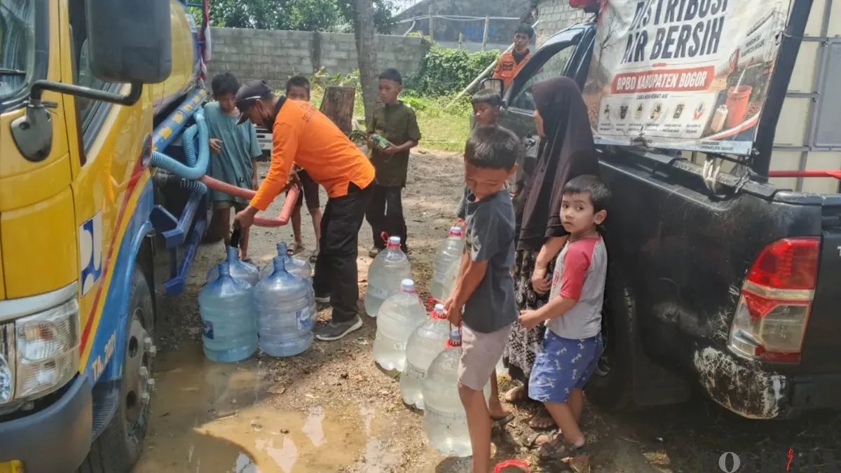 Krisis Air Bersih di Depok dan Bojonggede Akibat El Nino Krisis Air Bersih di Depok dan Bojonggede Akibat El Nino