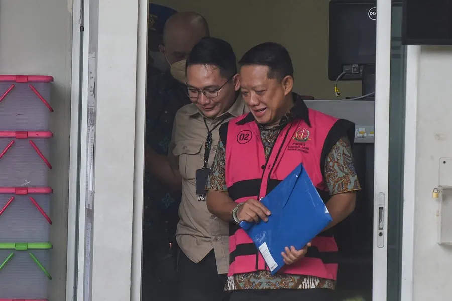 Pengusutan Kasus Emas 74 Kg yang Mengaitkan Febrie Adriansyah
