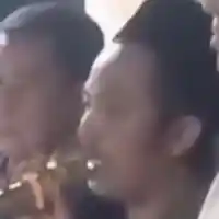 Pria Bawa Golok Minta Maaf Setelah Membubarkan Ibadah Pria Bawa Golok Minta Maaf Setelah Membubarkan Ibadah
