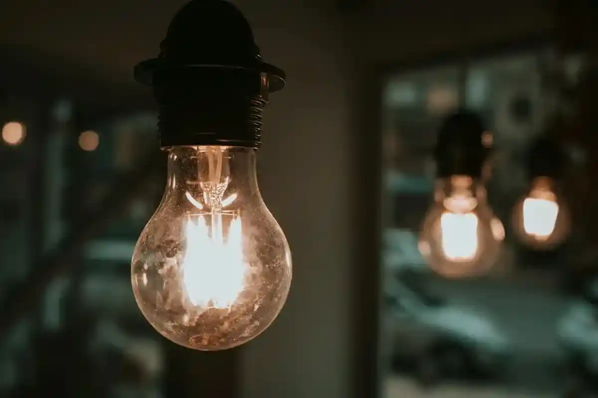 Pemadaman Lampu Serentak di Jakarta: Inisiatif Untuk Hari Ozon Sedunia Pemadaman Lampu Serentak di Jakarta: Inisiatif Untuk Hari Ozon Sedunia