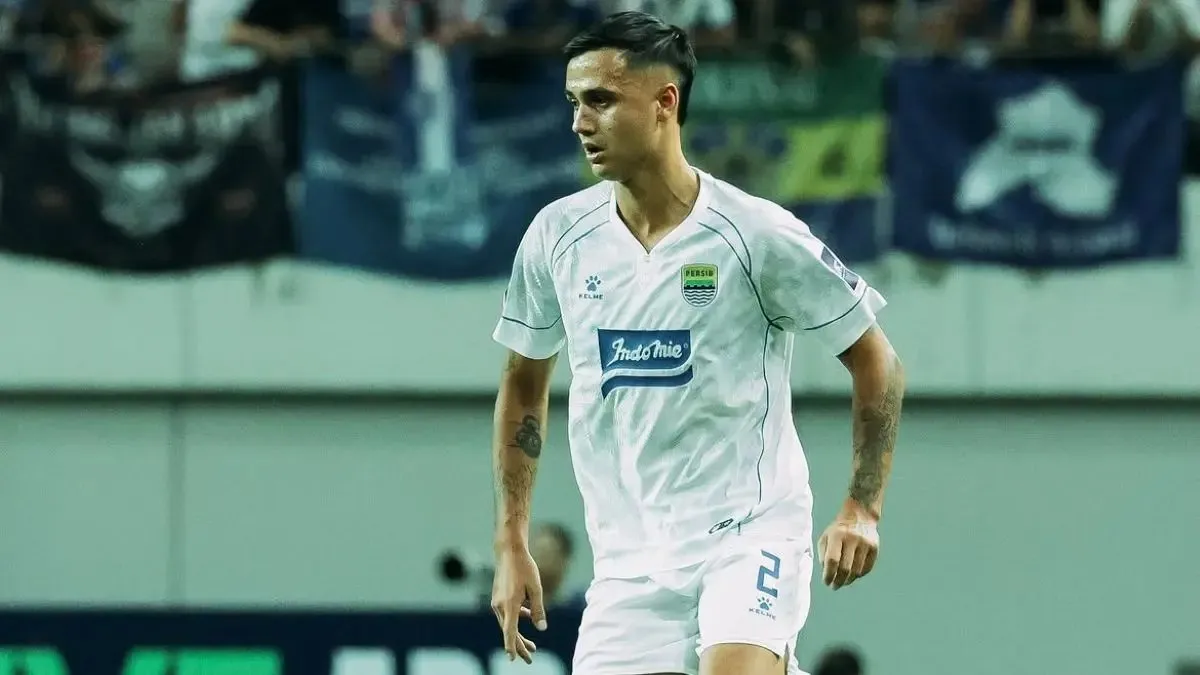 Kemenangan Persib Bandung: Reijnders Berikan Pujian untuk Tim