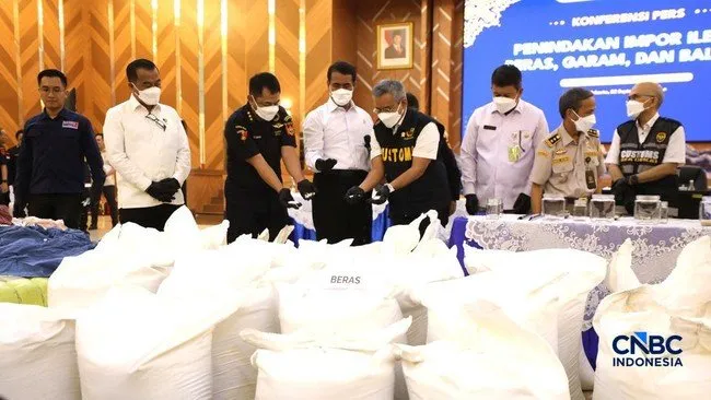 Tindakan Tegas Terhadap Penyundupan Beras Ilegal di Indonesia Tindakan Tegas Terhadap Penyundupan Beras Ilegal di Indonesia