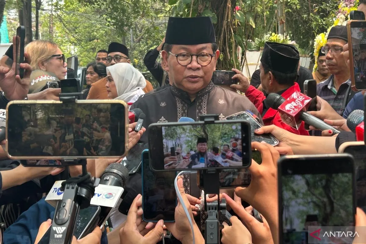 Kehadiran Megawati Soekarnoputri di Pemakaman Guruh Soekarnoputra