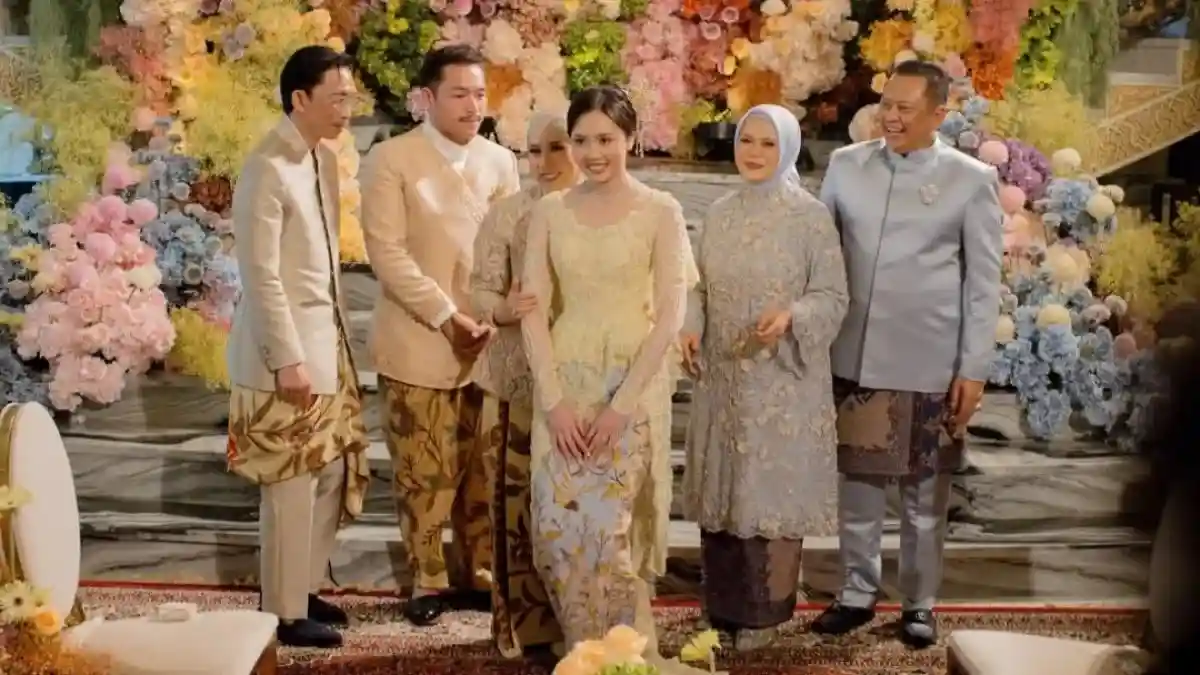 Rencana Pernikahan Abe Hoed dan Bella Setelah Pertunangan Rencana Pernikahan Abe Hoed dan Bella Setelah Pertunangan