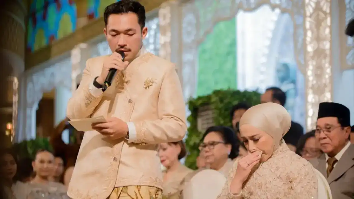 Perjalanan Karir dan Cinta Abe Hoed