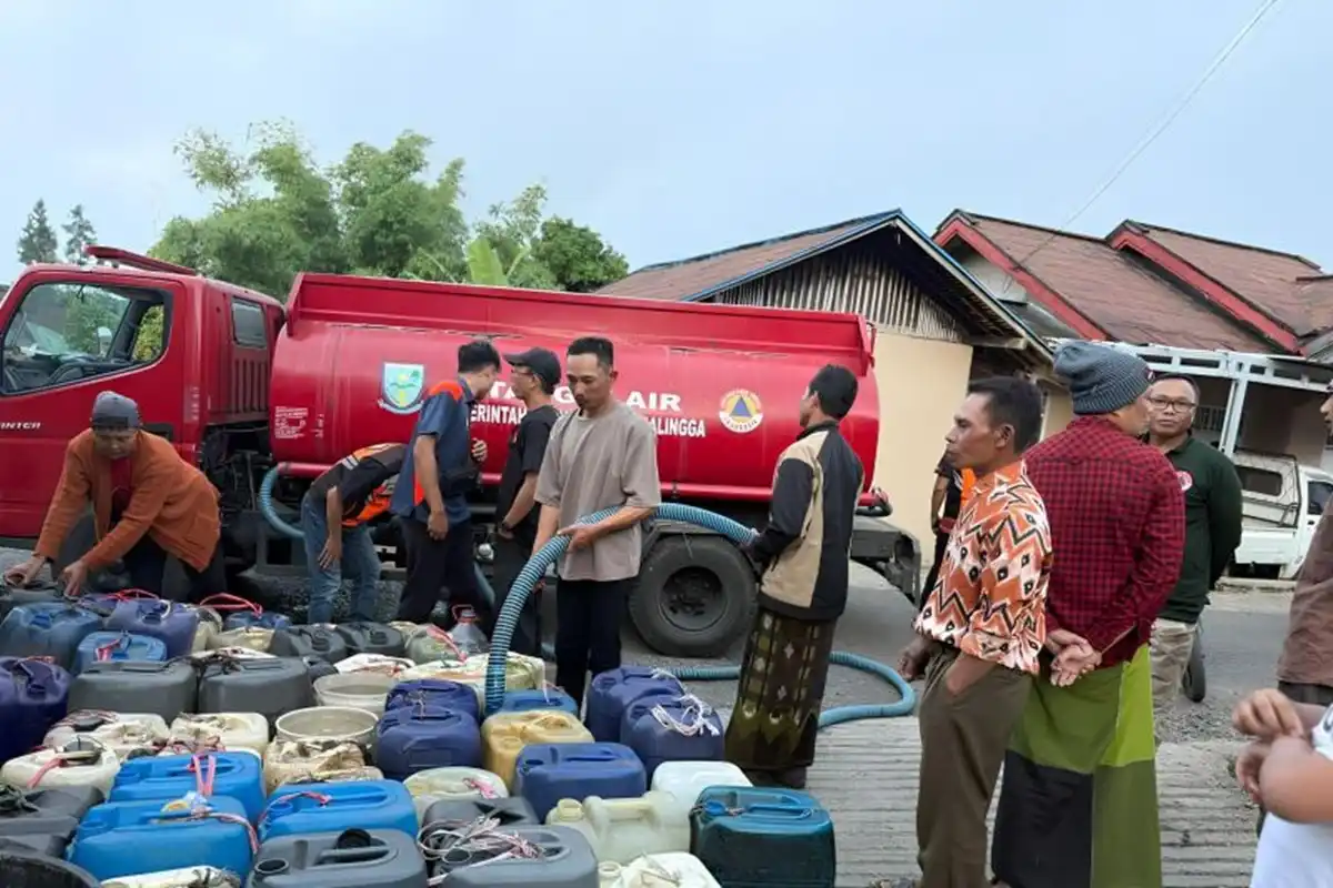 Tindakan Pemprov Jateng Atasi Kekeringan Makin Meluas Tindakan Pemprov Jateng Atasi Kekeringan Makin Meluas