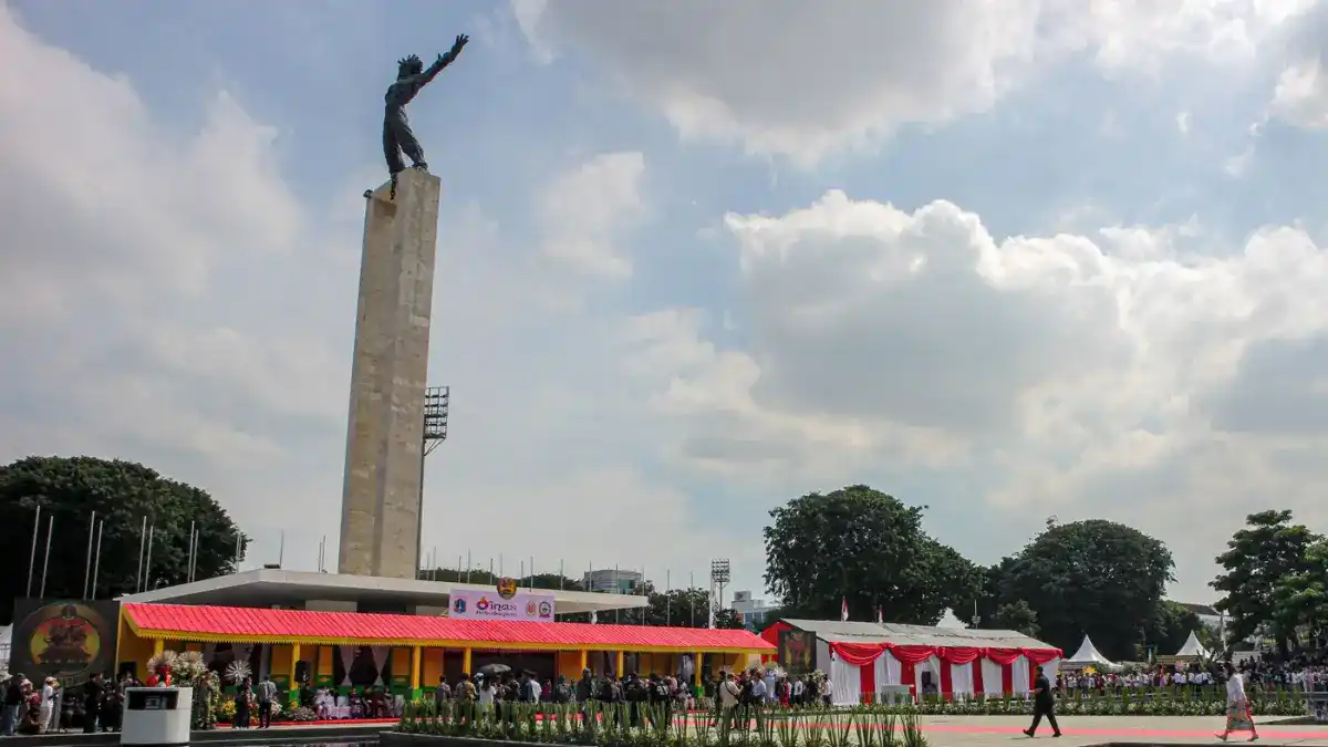 Revitalisasi Kawasan Lapangan Banteng: Proyek Penataan yang Memukau Revitalisasi Kawasan Lapangan Banteng: Proyek Penataan yang Memukau