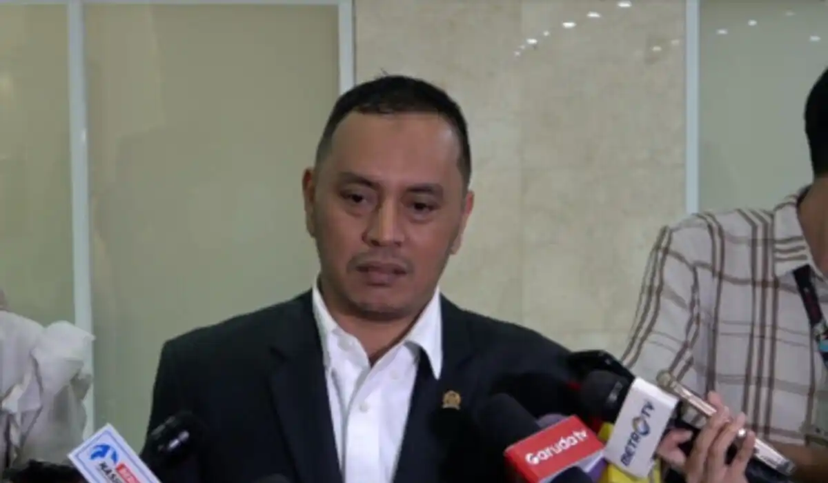 Peninjauan Langsung oleh Komisi XIII DPR atas Temuan Fasilitas Mewah di Lapas Cibinong Peninjauan Langsung oleh Komisi XIII DPR atas Temuan Fasilitas Mewah di Lapas Cibinong