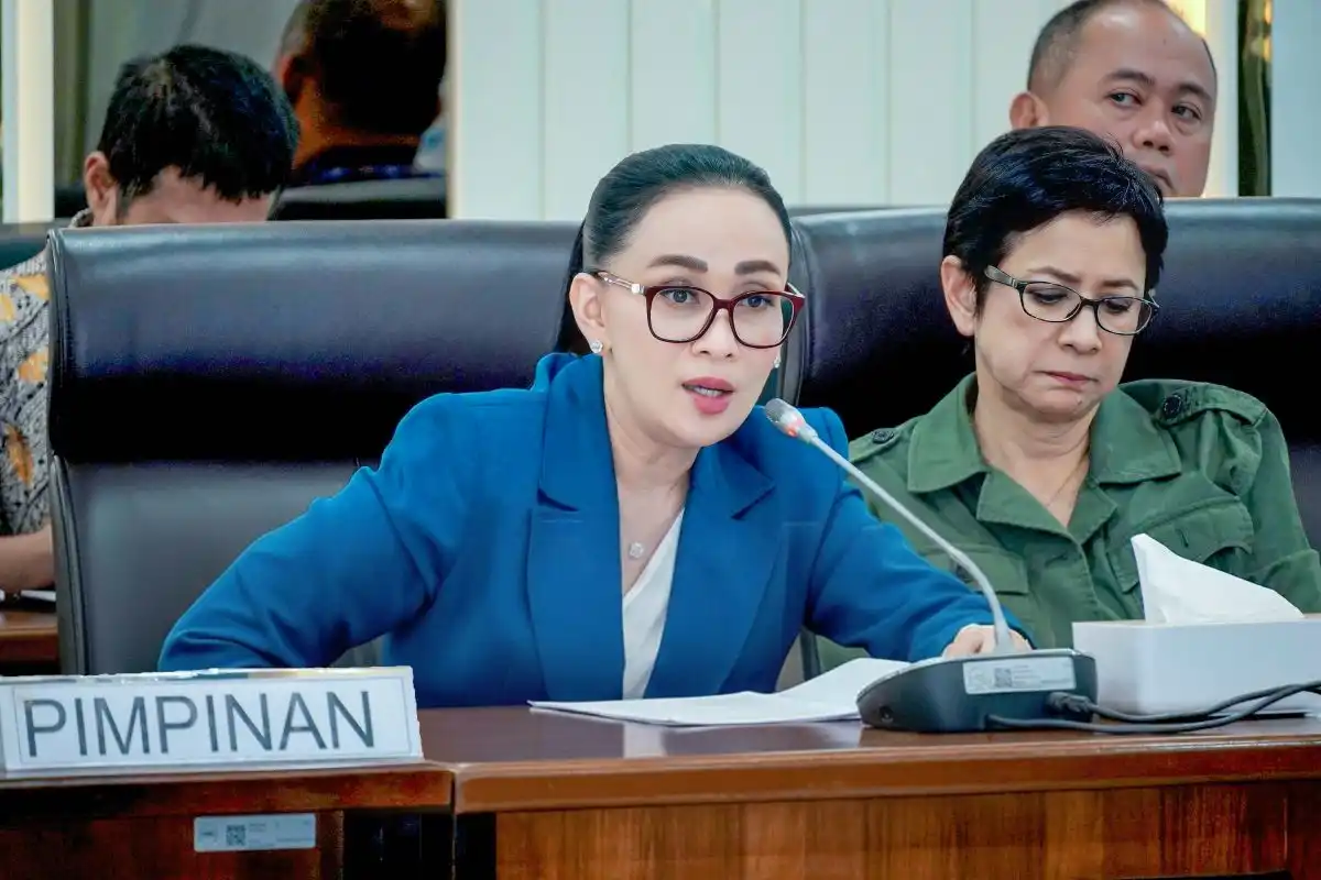 DPR Dorong TNI Perkuat Alutsista yang Relevan dengan Ancaman Masa Kini DPR Dorong TNI Perkuat Alutsista yang Relevan dengan Ancaman Masa Kini
