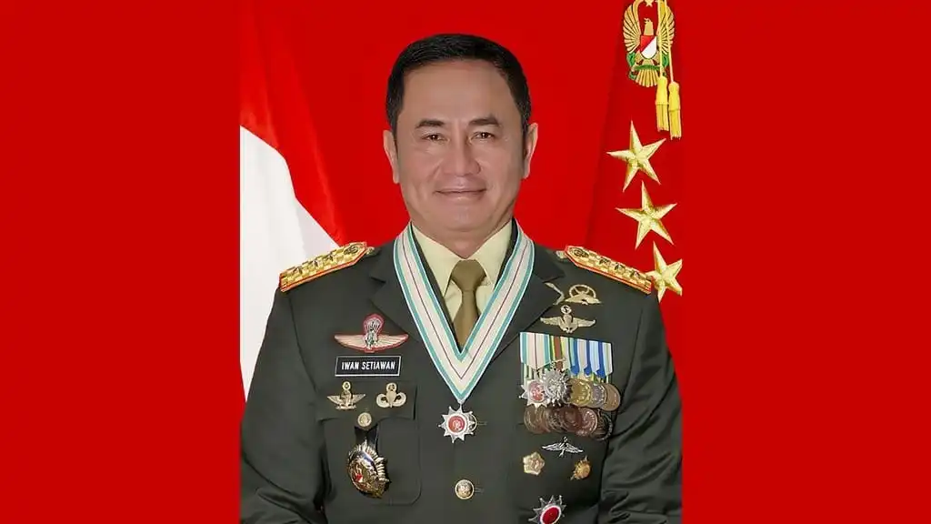 Dari Puncak Everest ke Kursi Pangkostrad: Perjalanan Letjen Iwan Setiawan Dari Puncak Everest ke Kursi Pangkostrad: Perjalanan Letjen Iwan Setiawan