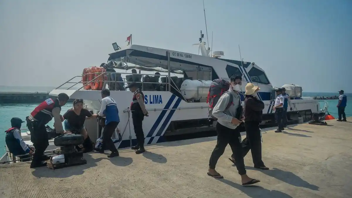 DPRD DKI Soroti Kesiapan Layanan Transjakarta Laut untuk Warga Kepulauan Seribu DPRD DKI Soroti Kesiapan Layanan Transjakarta Laut untuk Warga Kepulauan Seribu