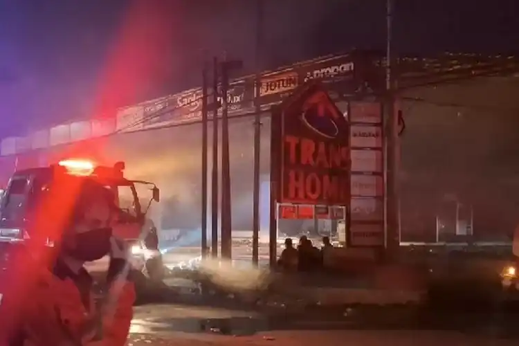 Api Melalap Trans Home Sleman, Dua Perempuan Ditemukan Meninggal di Lantai Tiga