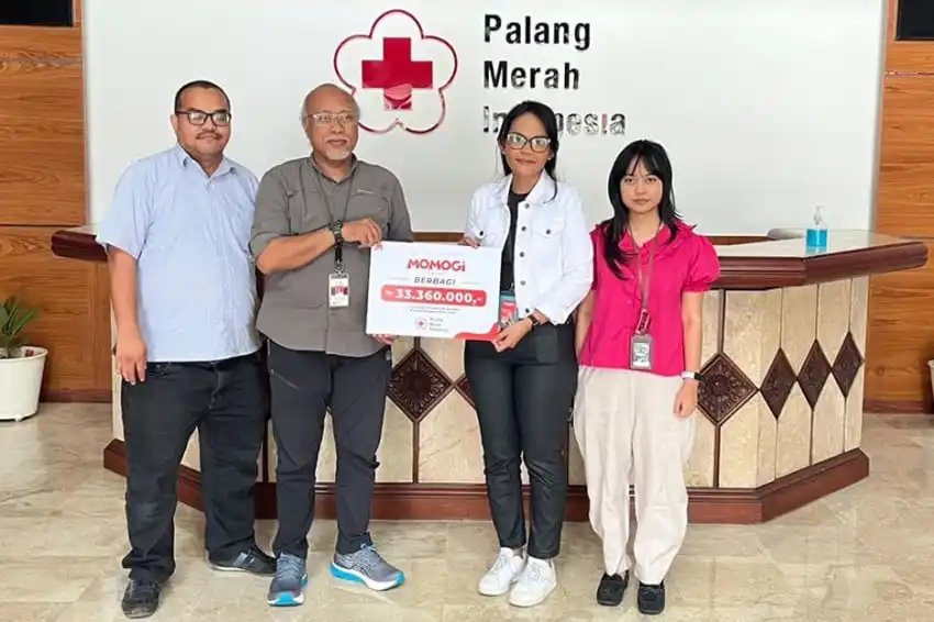 Momogi Group Salurkan Bantuan Produk Rp33,36 Juta bagi Warga Terdampak Gempa Flores