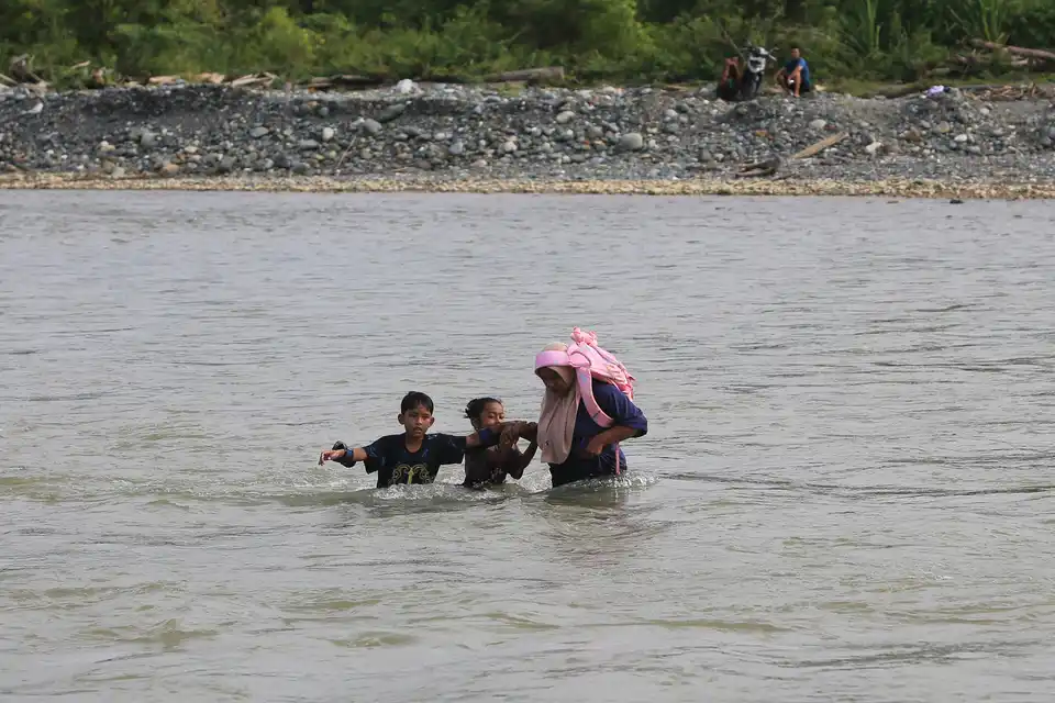 Dua Kecamatan di Padang Terendam Banjir Parah, Evakuasi Warga Jadi Fokus Utama