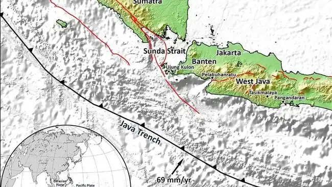Ketika energi yang tersimpan tersebut dilepaskan, gempa bumi berkekuatan besar dapat terjadi dengan bidang patahan yang luas Ketika energi yang tersimpan tersebut dilepaskan, gempa bumi berkekuatan besar dapat terjadi dengan bidang patahan yang luas