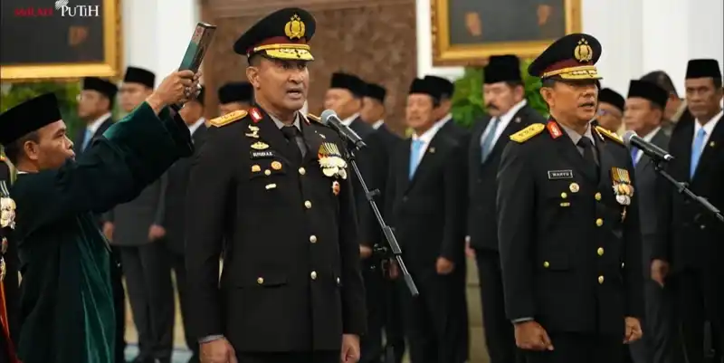 Perubahan Sejumlah Jabatan Pimpinan Kepolisian di Jawa Tengah Perubahan Sejumlah Jabatan Pimpinan Kepolisian di Jawa Tengah
