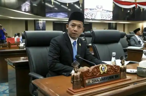 Dukungan Fraksi Demokrat-Perindo untuk Penguatan Angkutan Laut Kepulauan Seribu