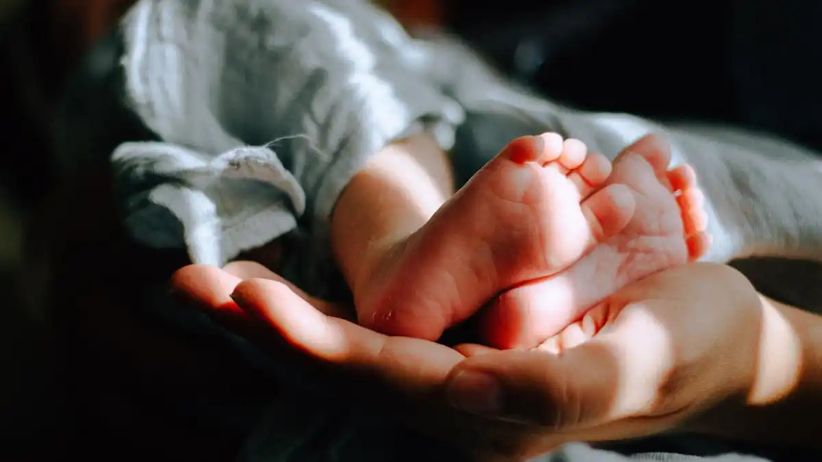 Kronologi Meninggalnya Bayi Alena Setelah Diberi Telur Mentah
